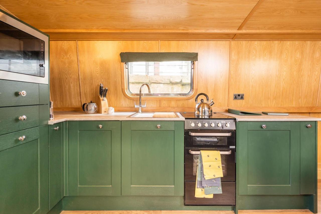Отель Edinburgh - Houseboats Экстерьер фото