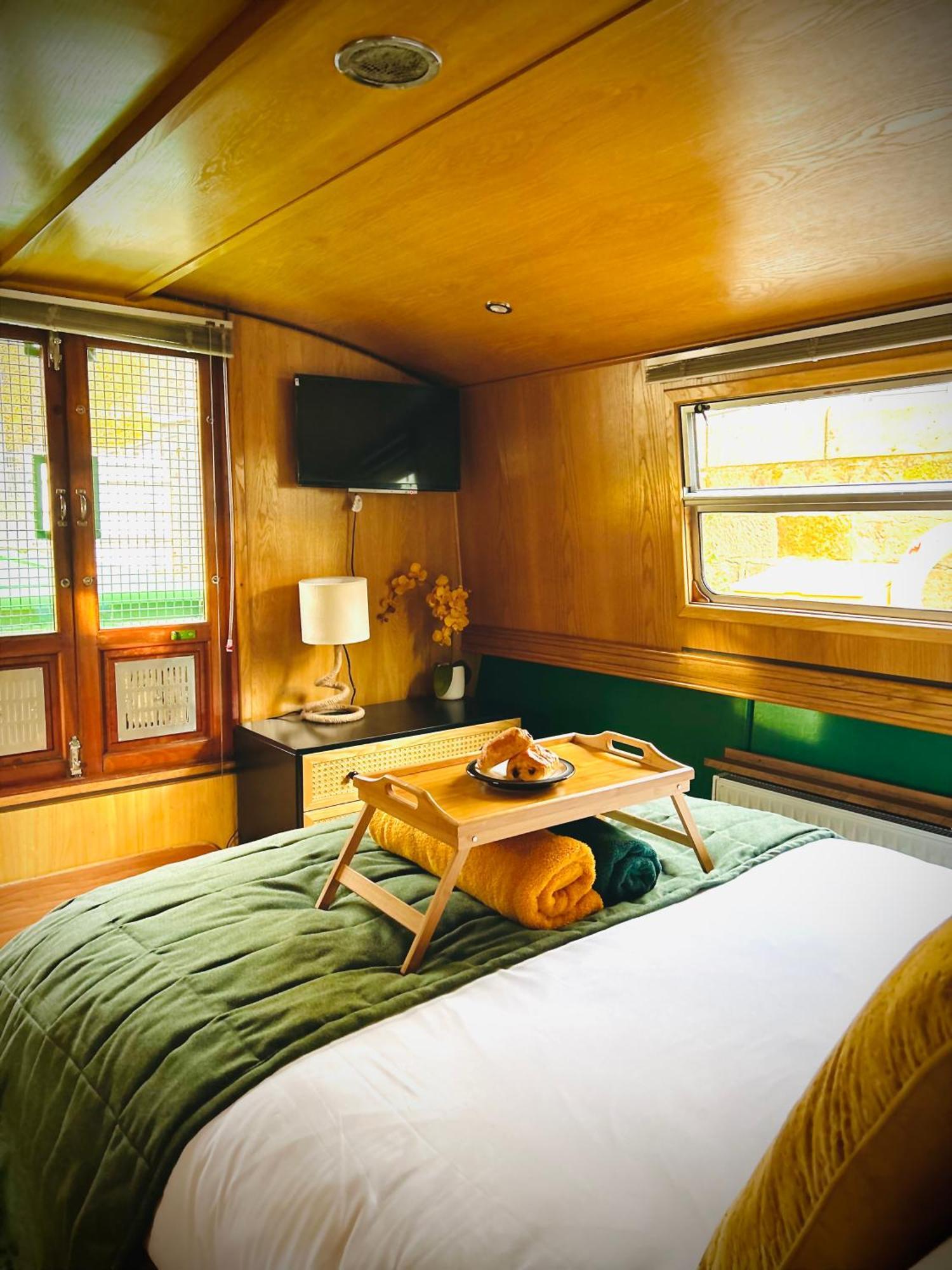 Отель Edinburgh - Houseboats Экстерьер фото