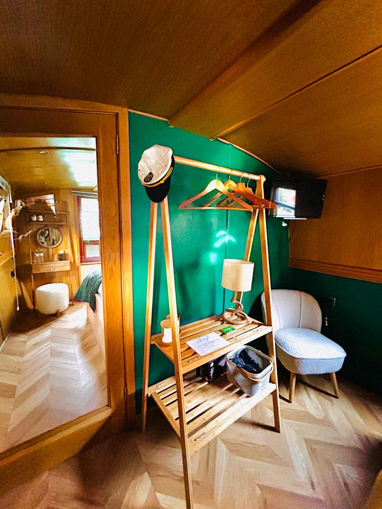 Отель Edinburgh - Houseboats Экстерьер фото